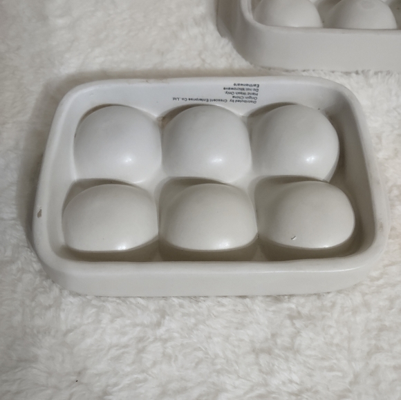 2 Ceramic 6 Egg Holders Off White "7.75 x 5.75" - Picture 4 of 8
